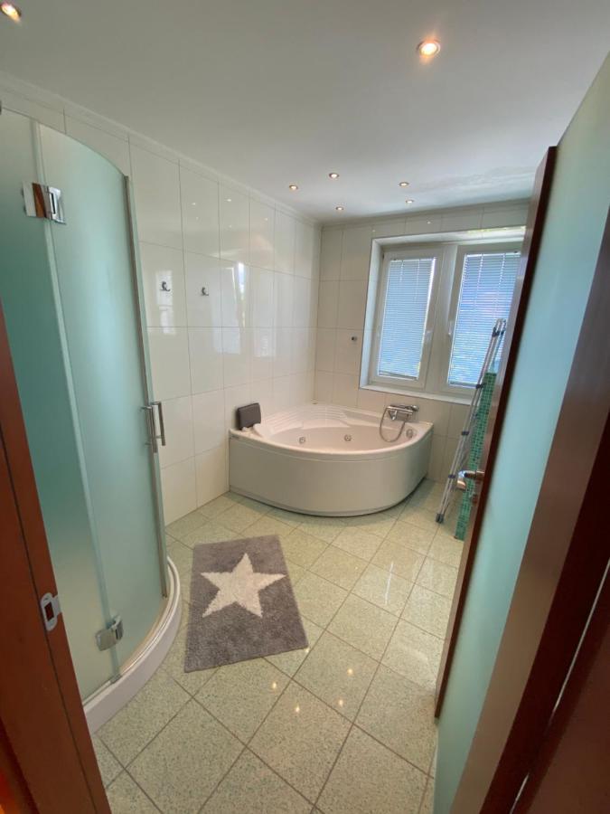 Апартаменты Apartma Berk Любляна Экстерьер фото